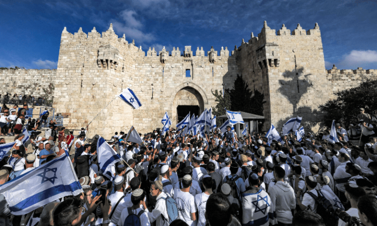 ودھدی ہوئی کشیدگی دے درمیان اسرائیلی وزیر دا مسجد الاقصی دا دورہ
